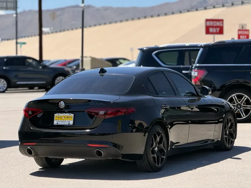 2021 Alfa Romeo Giulia - Image 4 of 9