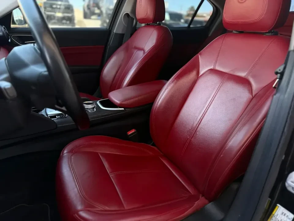 2021 Alfa Romeo Giulia - Image 6 of 9