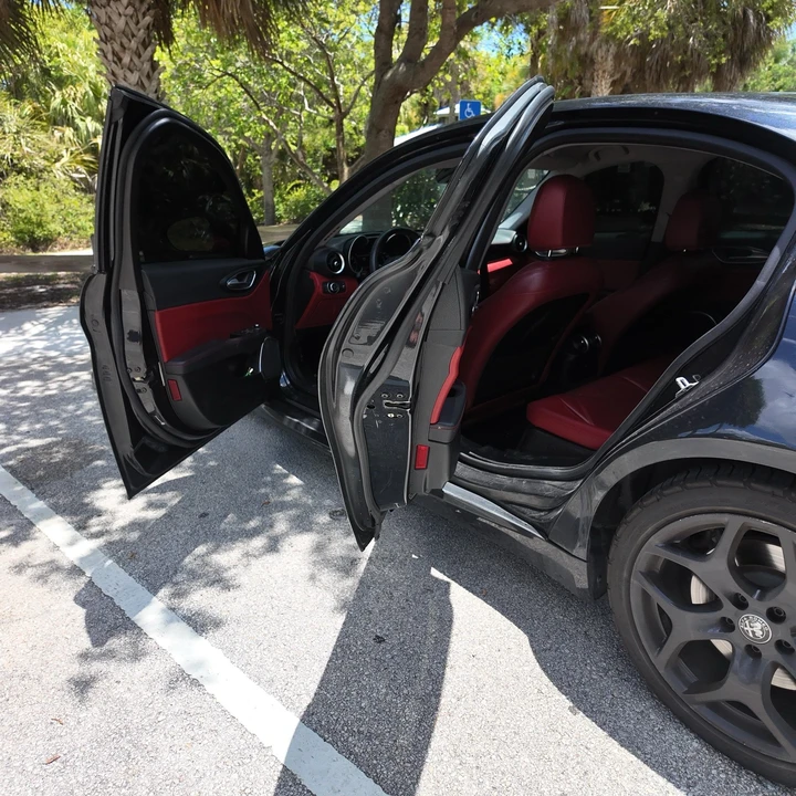 2021 Alfa Romeo Giulia - Image 6 of 7