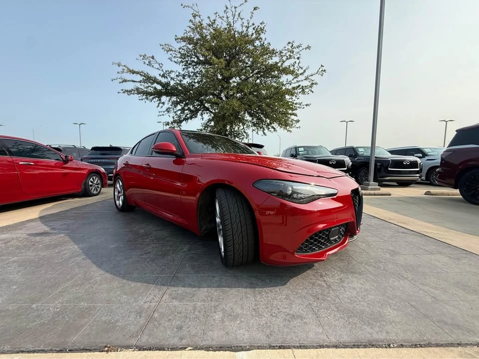 2021 Alfa Romeo Giulia - Image 2 of 20