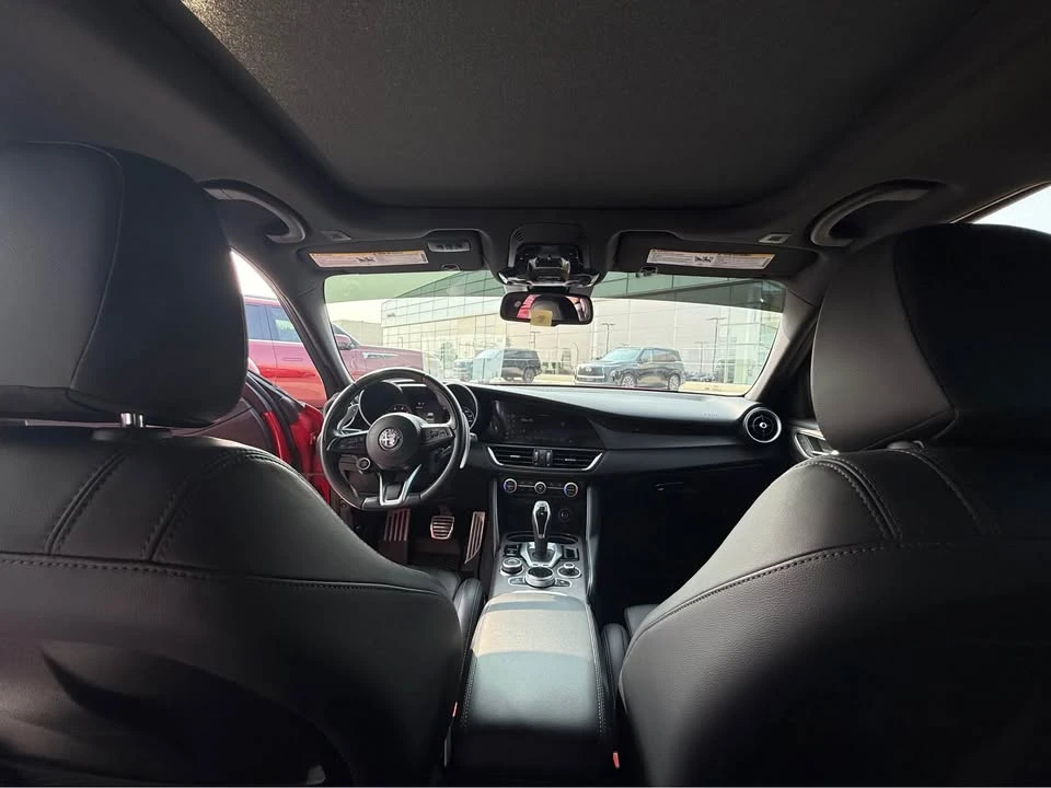 2021 Alfa Romeo Giulia - Image 11 of 20