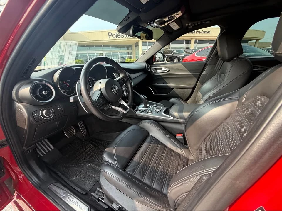2021 Alfa Romeo Giulia - Image 9 of 20