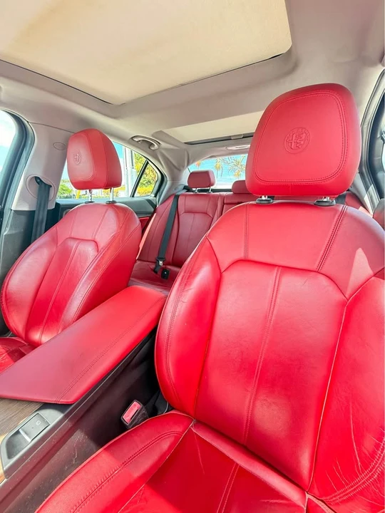 2021 Alfa Romeo Giulia - Image 8 of 9