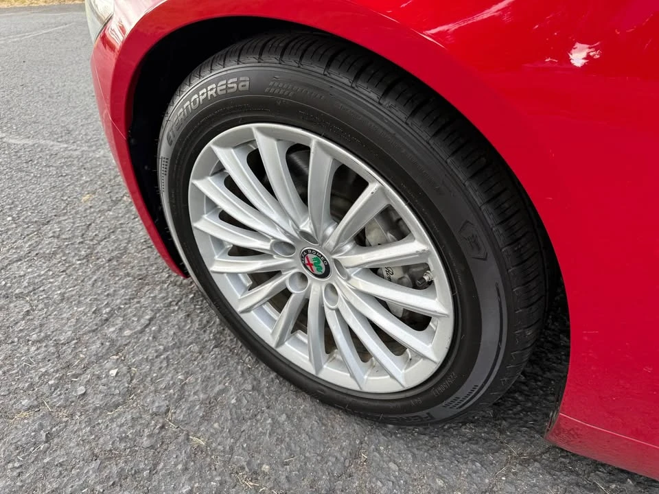 2021 Alfa Romeo Giulia - Image 20 of 20