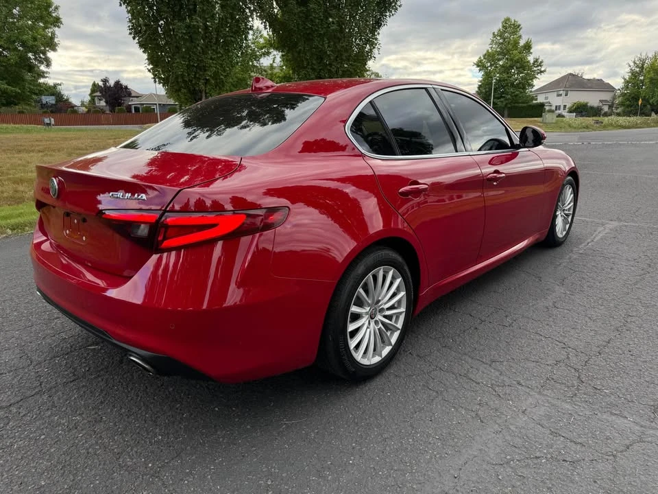 2021 Alfa Romeo Giulia - Image 6 of 20