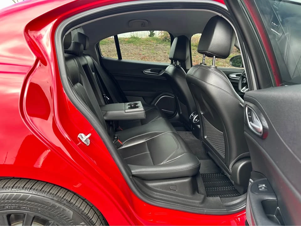 2021 Alfa Romeo Giulia - Image 13 of 20
