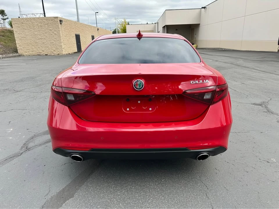 2021 Alfa Romeo Giulia - Image 3 of 20