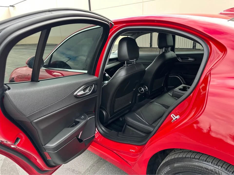 2021 Alfa Romeo Giulia - Image 16 of 20