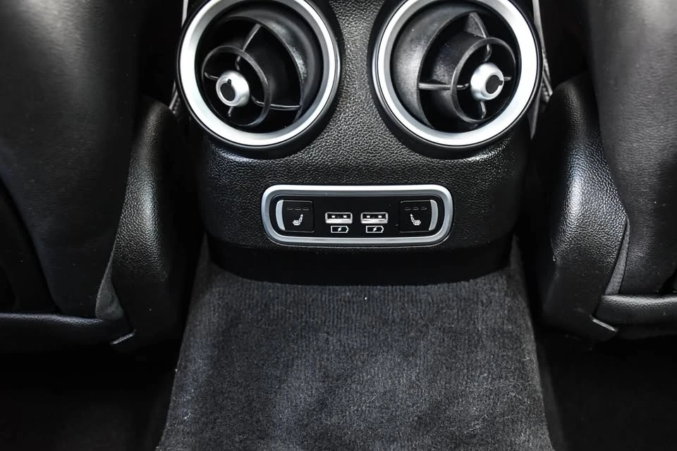 2021 Alfa Romeo Giulia - Image 18 of 20