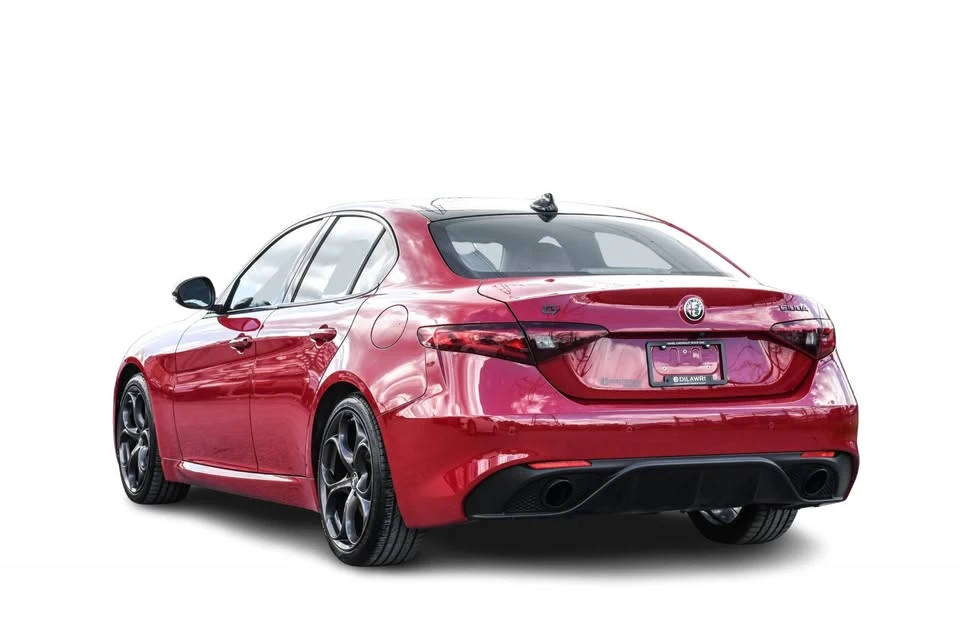 2021 Alfa Romeo Giulia - Image 7 of 20