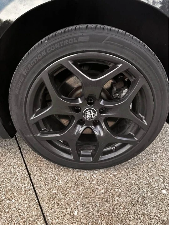 2021 Alfa Romeo Giulia - Image 8 of 18