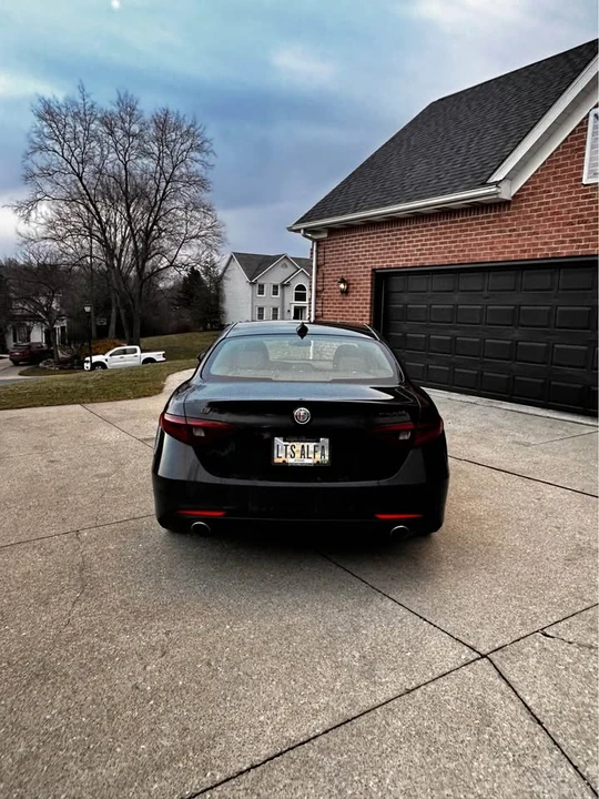 2021 Alfa Romeo Giulia - Image 5 of 18