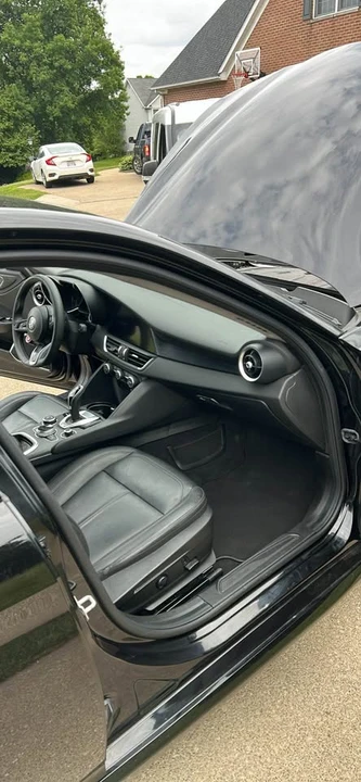 2021 Alfa Romeo Giulia - Image 18 of 18