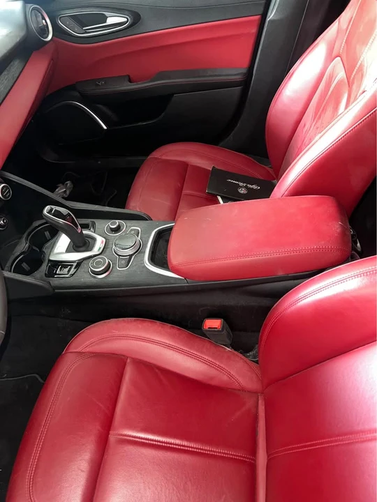 2021 Alfa Romeo Giulia - Image 5 of 13
