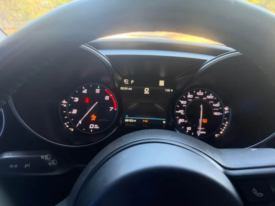 2021 Alfa Romeo Giulia - Image 10 of 20