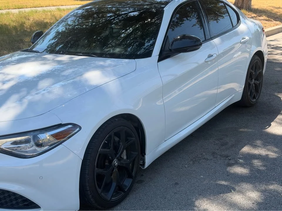 2021 Alfa Romeo Giulia - Image 2 of 20