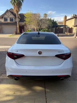 2021 Alfa Romeo Giulia Sport Sedan 4D