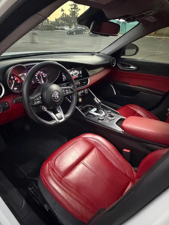 2021 Alfa Romeo Giulia - Image 6 of 12