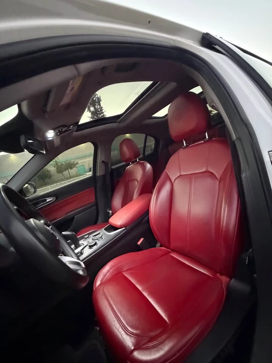 2021 Alfa Romeo Giulia - Image 7 of 12