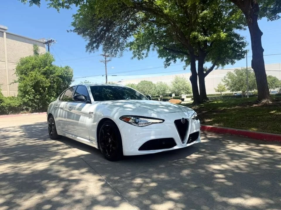 2021 Alfa Romeo Giulia - Image 3 of 12