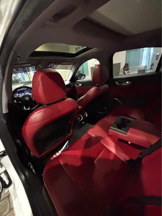2021 Alfa Romeo Giulia - Image 8 of 11