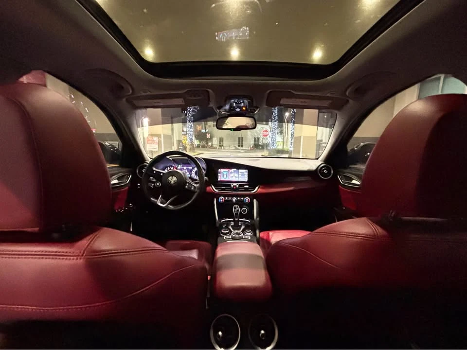 2021 Alfa Romeo Giulia - Image 6 of 11