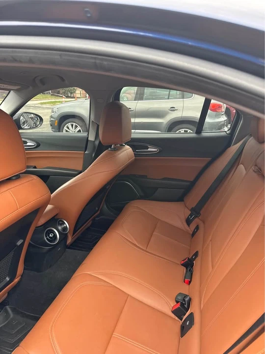 2021 Alfa Romeo Giulia - Image 7 of 9