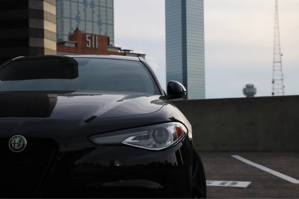 2021 Alfa Romeo Giulia - Image 3 of 4