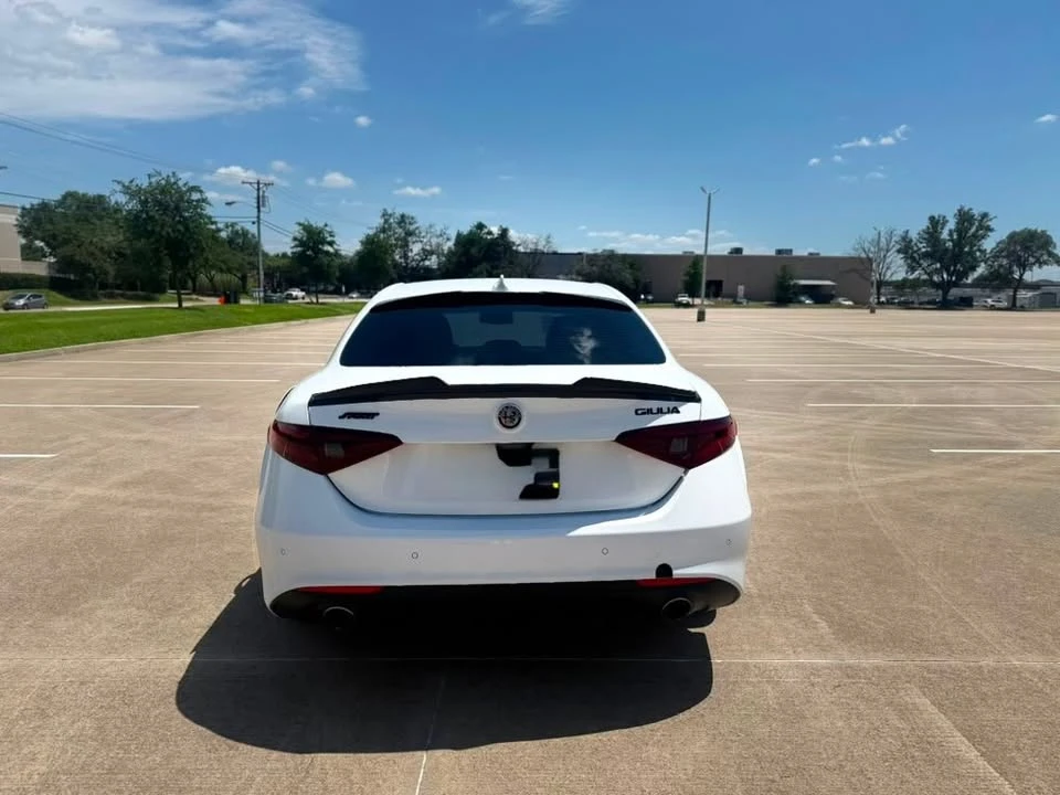 2021 Alfa Romeo Giulia - Image 6 of 11