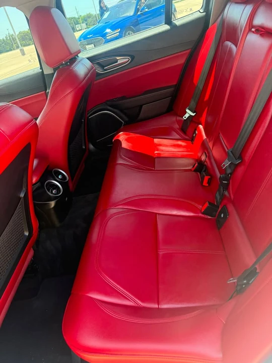2021 Alfa Romeo Giulia - Image 9 of 11