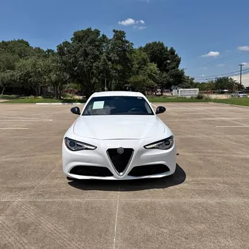 2021 Alfa Romeo Giulia Sprint Sedan 4D