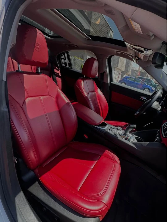 2021 Alfa Romeo Giulia - Image 6 of 11