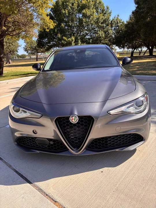 2021 Alfa Romeo Giulia - Image 3 of 10