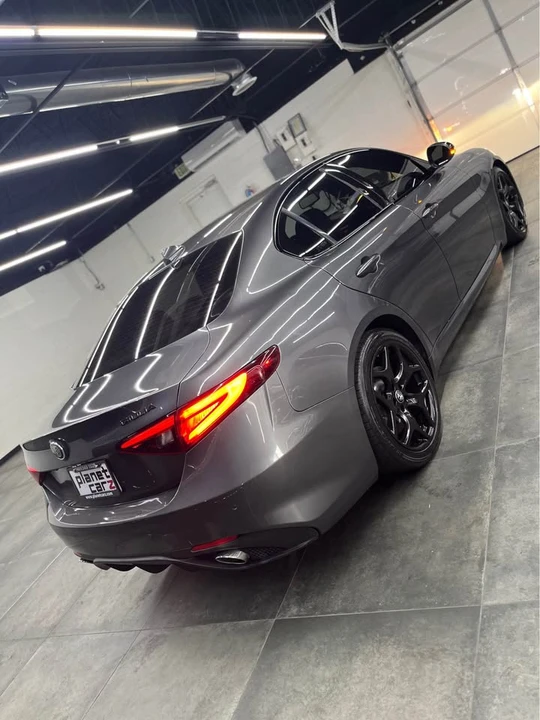 2021 Alfa Romeo Giulia - Image 4 of 10