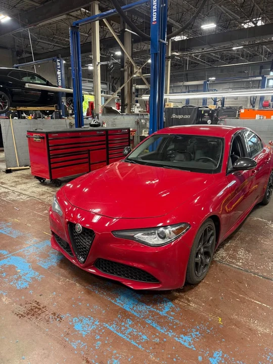 2021 Alfa Romeo Giulia - Image 5 of 9