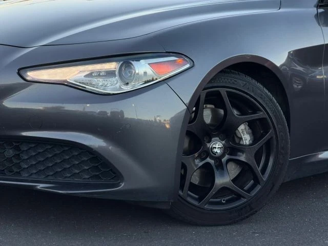 2021 Alfa Romeo Giulia - Image 2 of 23