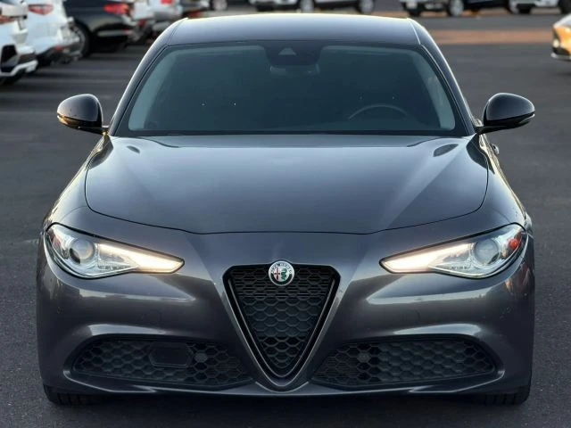 2021 Alfa Romeo Giulia - Image 5 of 23