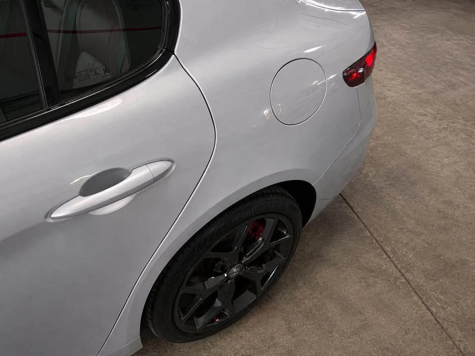 2021 Alfa Romeo Giulia - Image 6 of 19