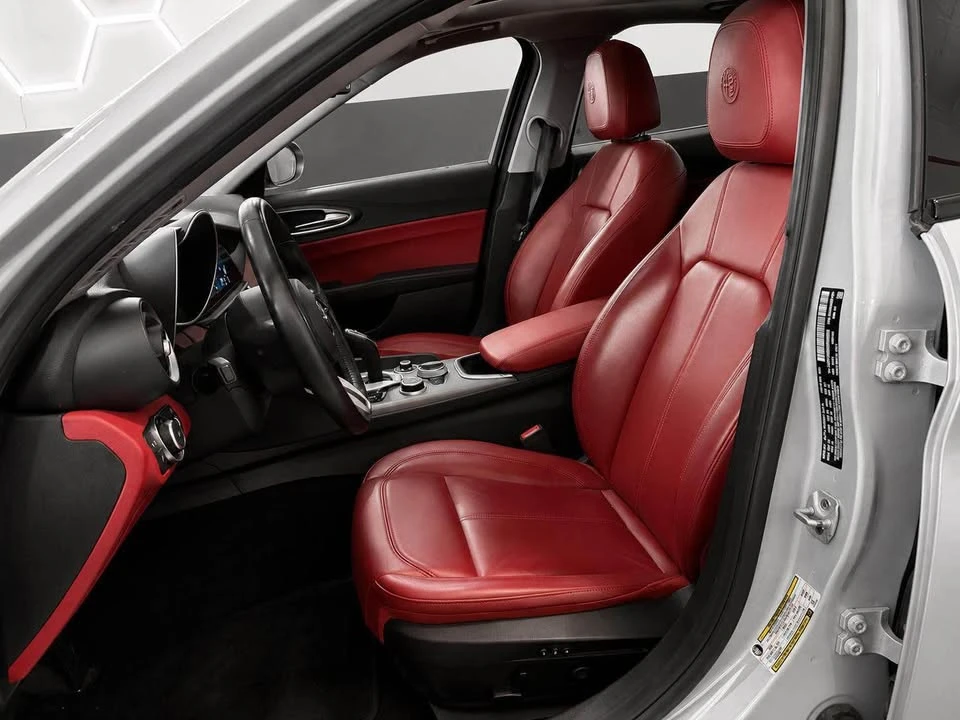 2021 Alfa Romeo Giulia - Image 13 of 19