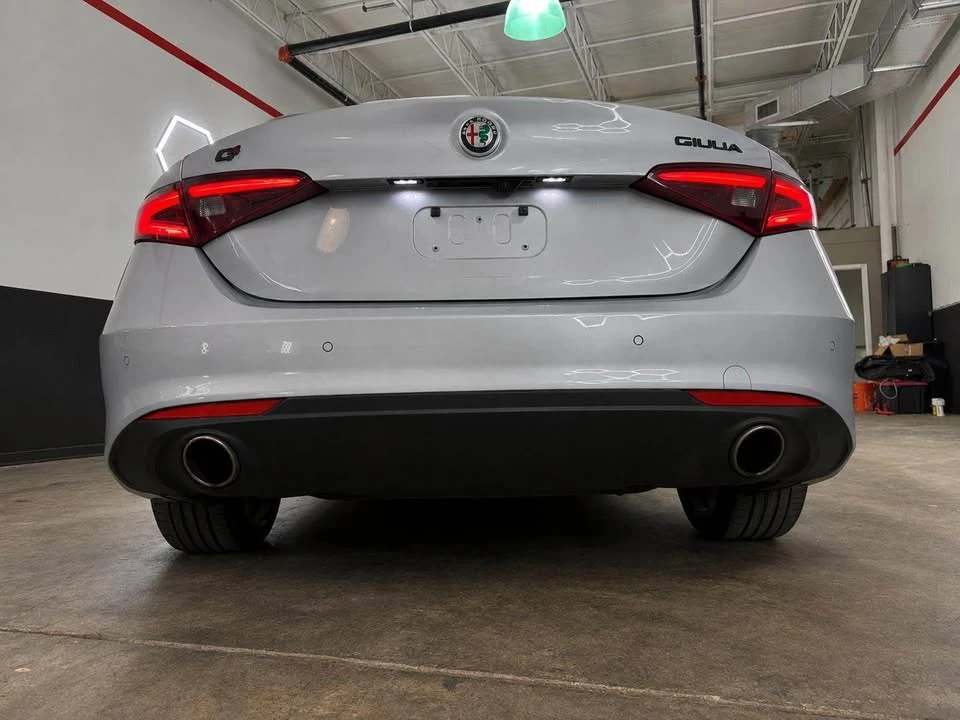 2021 Alfa Romeo Giulia - Image 5 of 19