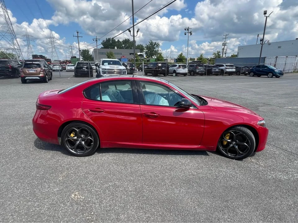 2021 Alfa Romeo Giulia - Image 5 of 16