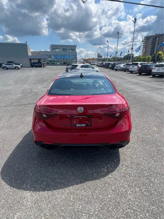 2021 Alfa Romeo Giulia - Image 6 of 16
