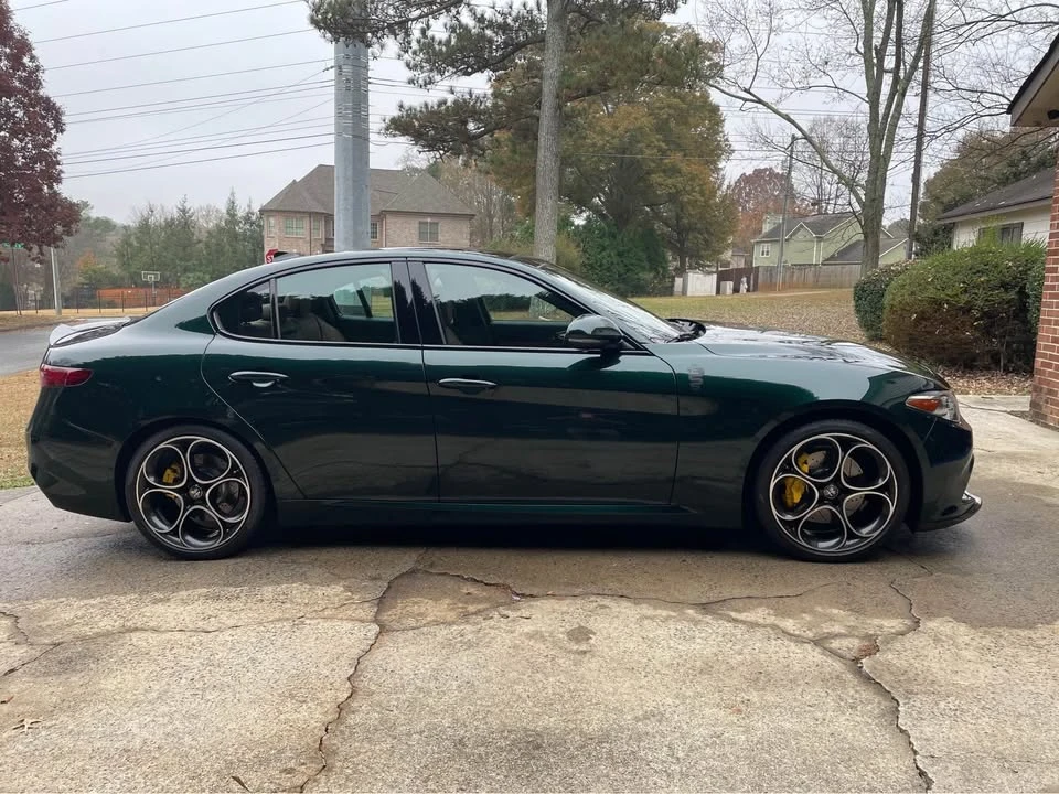 2021 Alfa Romeo Giulia - Image 2 of 10