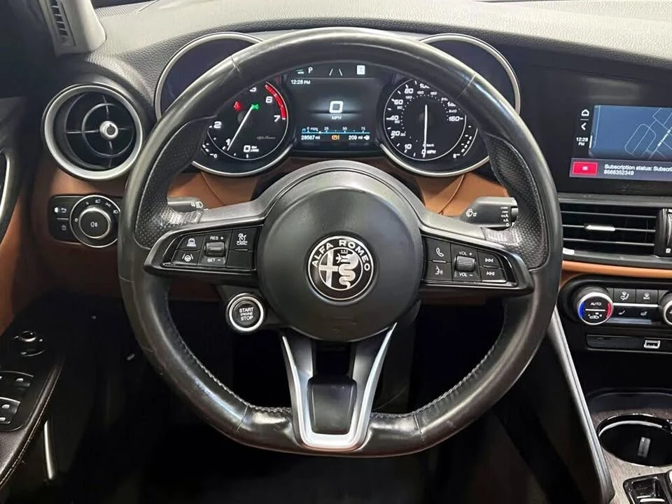 2021 Alfa Romeo Giulia - Image 10 of 20