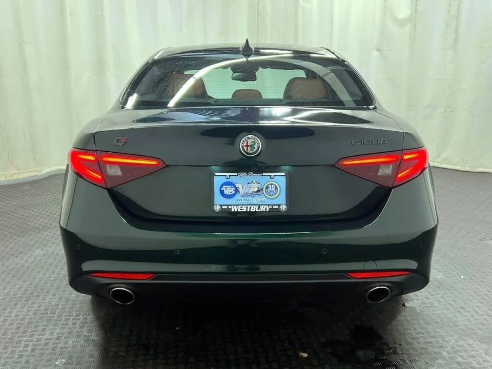 2021 Alfa Romeo Giulia - Image 6 of 20