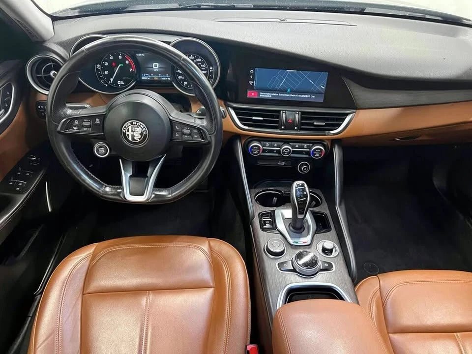 2021 Alfa Romeo Giulia - Image 9 of 20