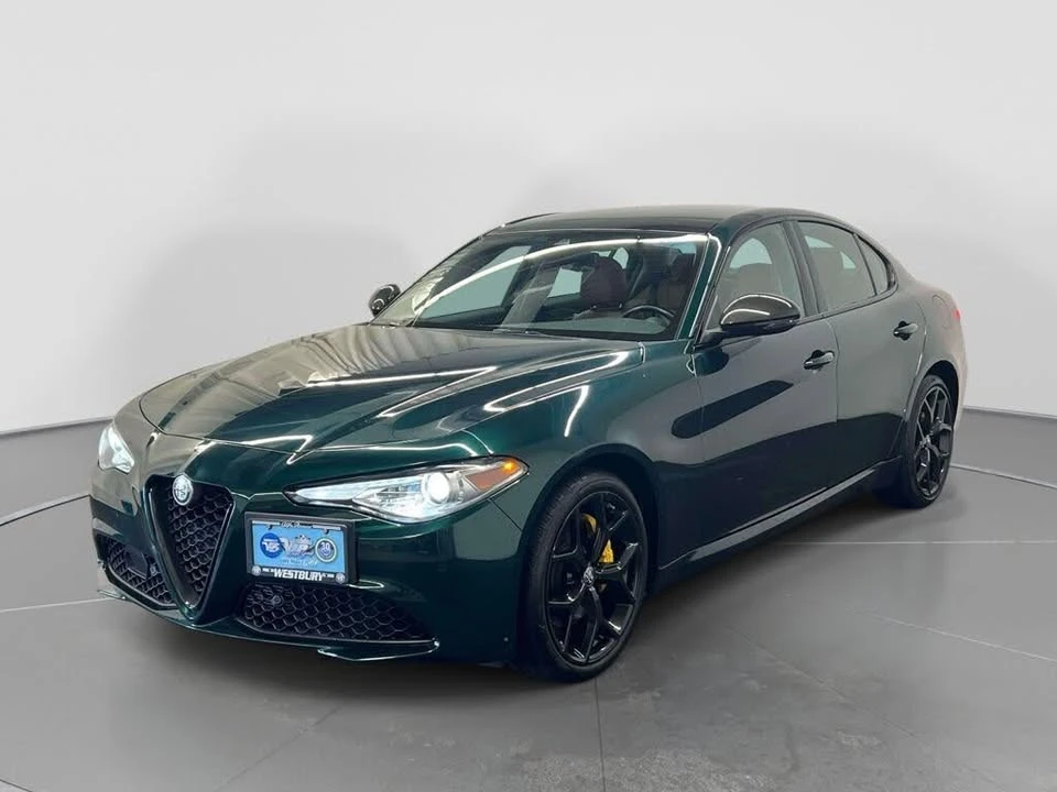 2021 Alfa Romeo Giulia - Image 3 of 20