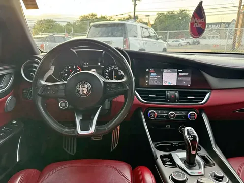 2021 Alfa Romeo Giulia Ti AWD