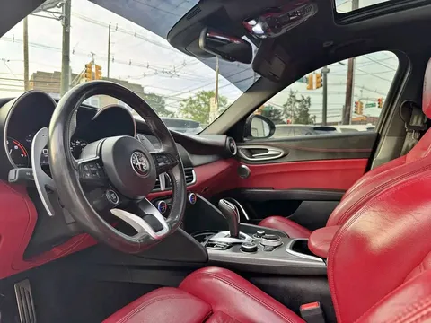 2021 Alfa Romeo Giulia Ti AWD