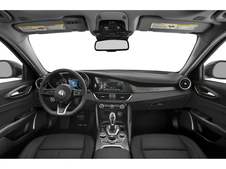 2021 Alfa Romeo Giulia - Image 4 of 4
